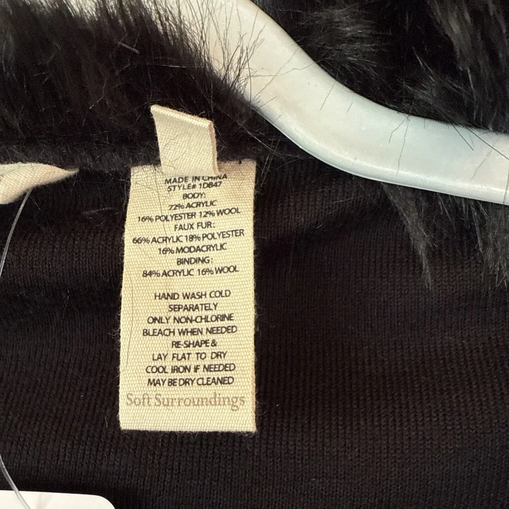 Soft Surroundings Women's Black Kamaria Wrap Faux‎ Fur Trim Size 12